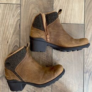 Merrell Women’s Chateau Ankle Boots Size 8